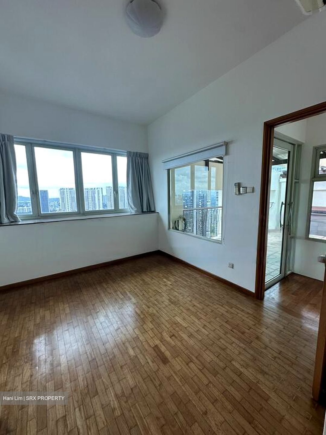 Queens (D3), Condominium #445079211
